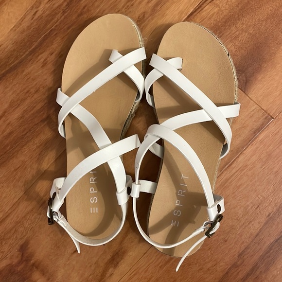 Sprit Sandal - Picture 1 of 4